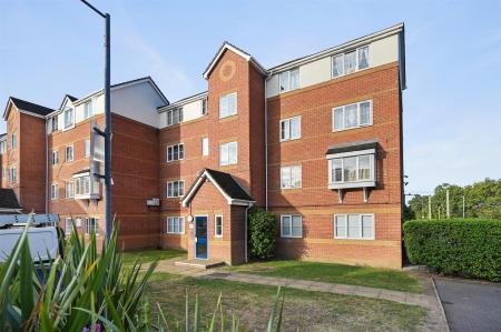 LR - 45 Dairyman Close - Exterior1 (1).jpg