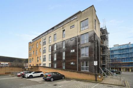 RCLR- 3 Domus Court - Exterior.jpg