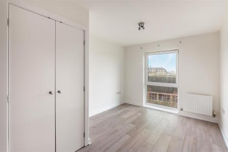 Domus Court 48 - bed.jpg