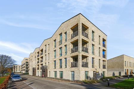 BCLR - 10 Collingford Court - Exterior (4).jpg