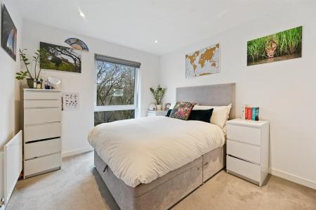 RCLR- 3 Domus Court - Bedroom.jpg