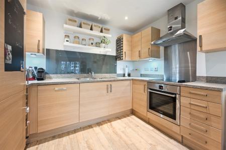 RCLR- 3 Domus Court - Kitchen.jpg