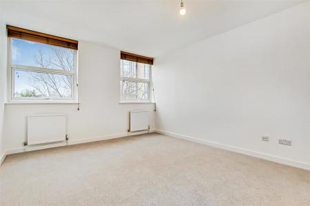 5_Master Bedroom-1.jpg