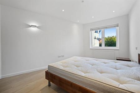 BCLR - 27 New trinity Road - Bedroom 3 (4).jpg