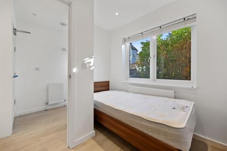 BCLR - 27 New trinity Road - Bedroom 4 A (4).jpg