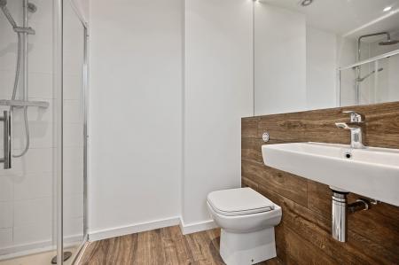 BCLR - 27 New trinity Road - Shower (4).jpg