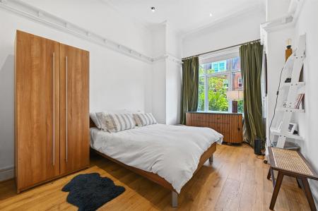 LR - Flat 2, 55 Aberdare Gardens - 3 (1).jpg