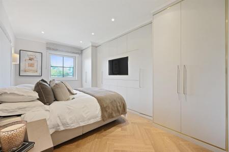 RCLR- 6 portland court- bedroom 3 (1).jpg