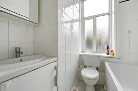 LR - 2 Carlton Mansions - BathroomA3 (1).jpg