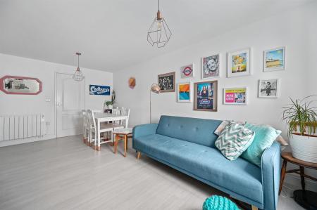 BCLR - 4 Chatten Court - Reception B (4).jpg