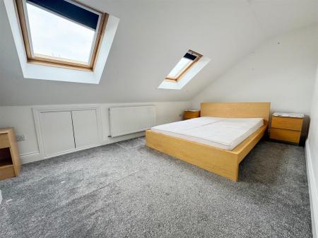 bedroom 3_inPixio.jpg