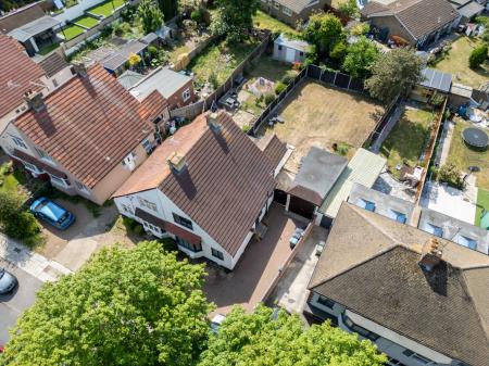 Media image 05