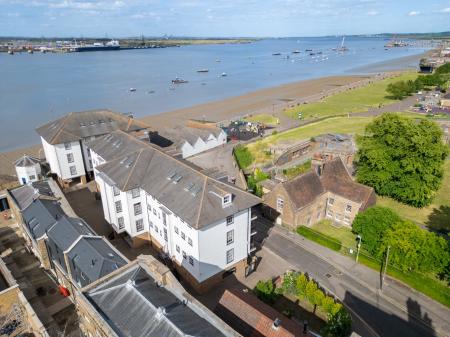 Media image 05
