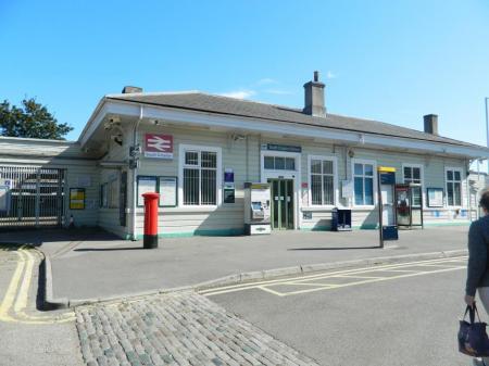 South Croydon Station