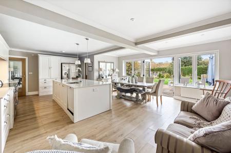 Kitchen/Dining Room