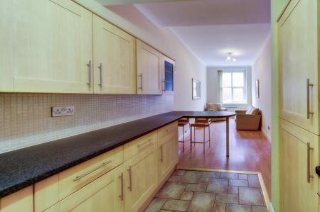 3 Tower House - NE1 2HW-6