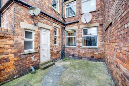 Exterior-Rear-1 (BB)