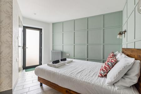 A10 - 9a Seymour Pla