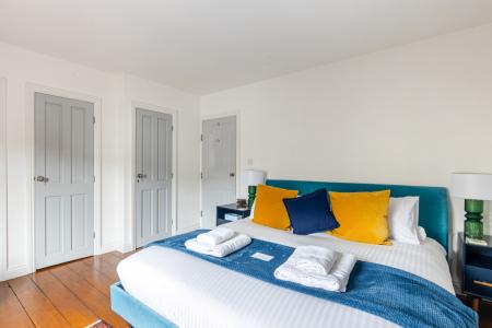 A12 - 3 Somerset Pla