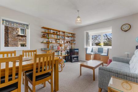 A14 - 8 The Cedars T