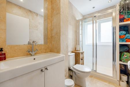 A11 - 15 Droridge Da