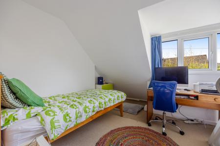 A16 - 15 Droridge Da