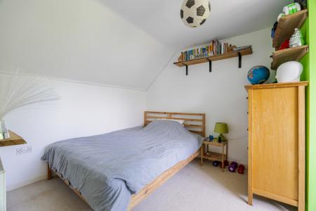 A18 - 15 Droridge Da