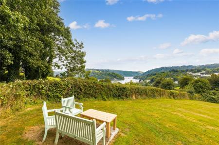 A16 - 10 Dittisham C