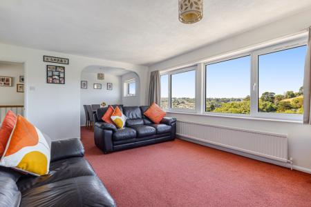 34 Mustard Bedrom Eb