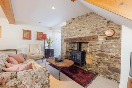 A18 - 4 Horn Hill, D