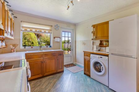 10 Kitchen 12 Deer P