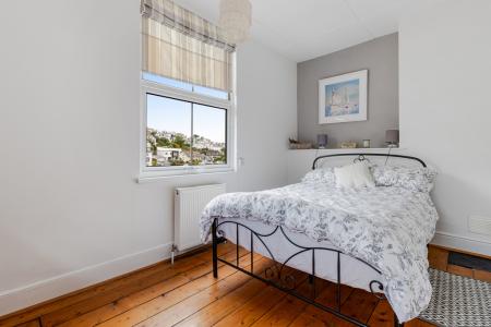 21 Bed 4 69 South Fo