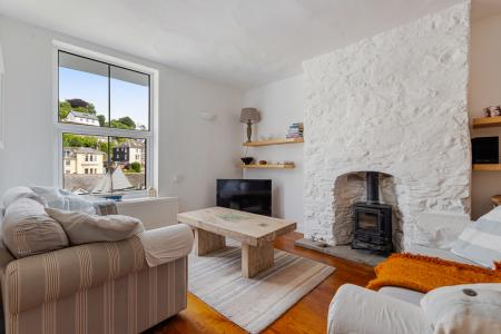 8 Sitting Room 69 So