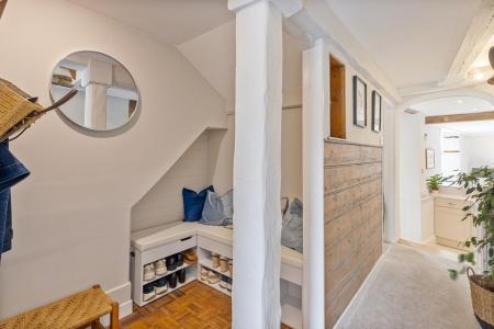 16 Bedroom  x 2 Wind