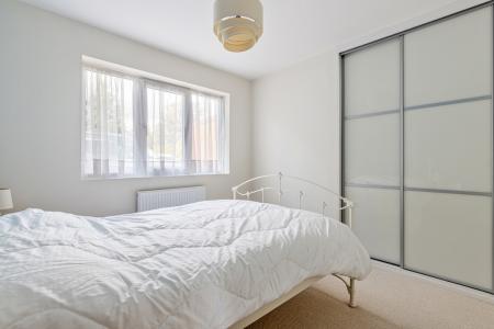 20 Bedroom 1 14a Mou