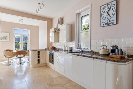 5 Garden View 14a Mo