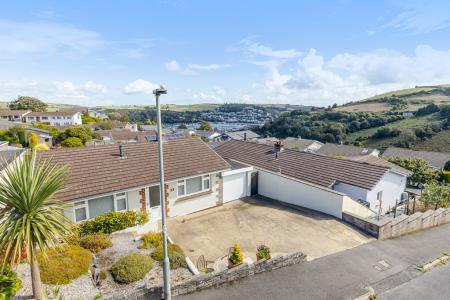 1 Main Drone 33 Chur