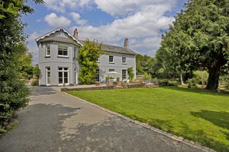 Farwell House And Ea