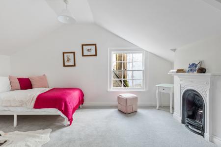 A13 - Church Close 1