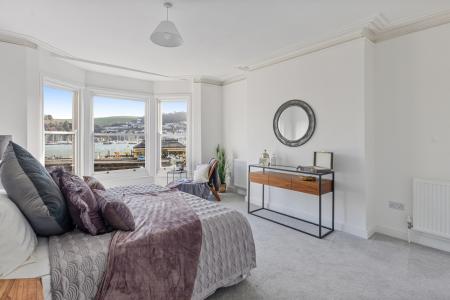 A04 - Flat 1a Church