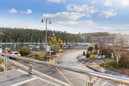 A06 - Amidships Coom