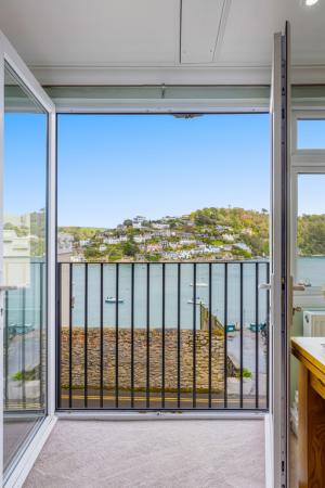15 Bedroom Lowerdeck