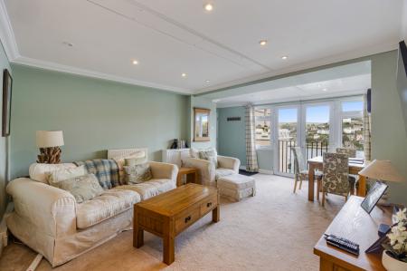 8 Sitting Room Lower