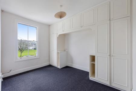 15 Bedroom 19 Coombe