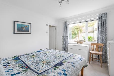 7 Bedroom.JPG