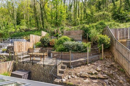 3 Rear Garden.JPG