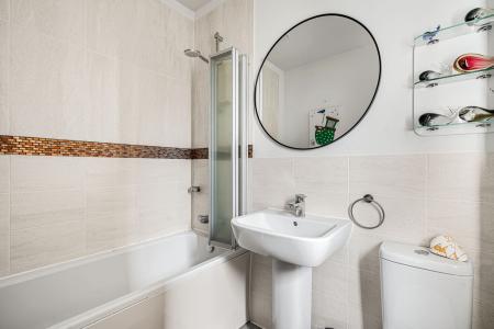 14 Bathroom.JPG