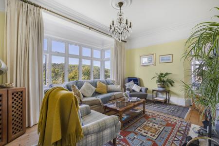47 Sitting Room.JPG