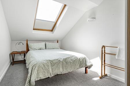 18 Bedroom