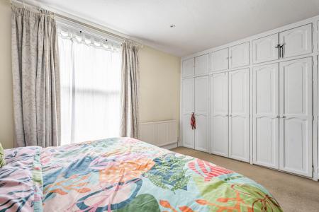10 Bedroom.JPG